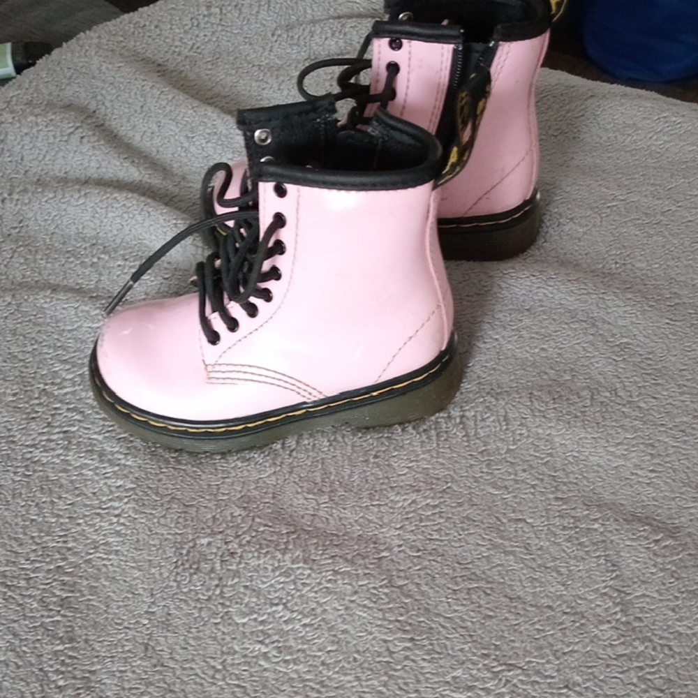 Dr. Martens Kids Pink Boots
